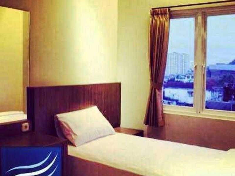 Hotel O Cihampelas Near Ciwalk Formerly D'River Guest House Bandung Ngoại thất bức ảnh